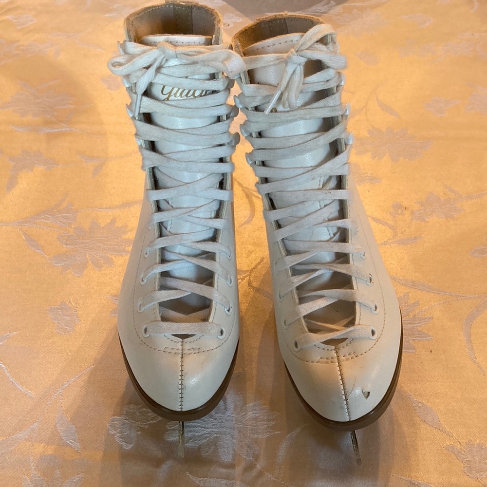 Girls ice skates